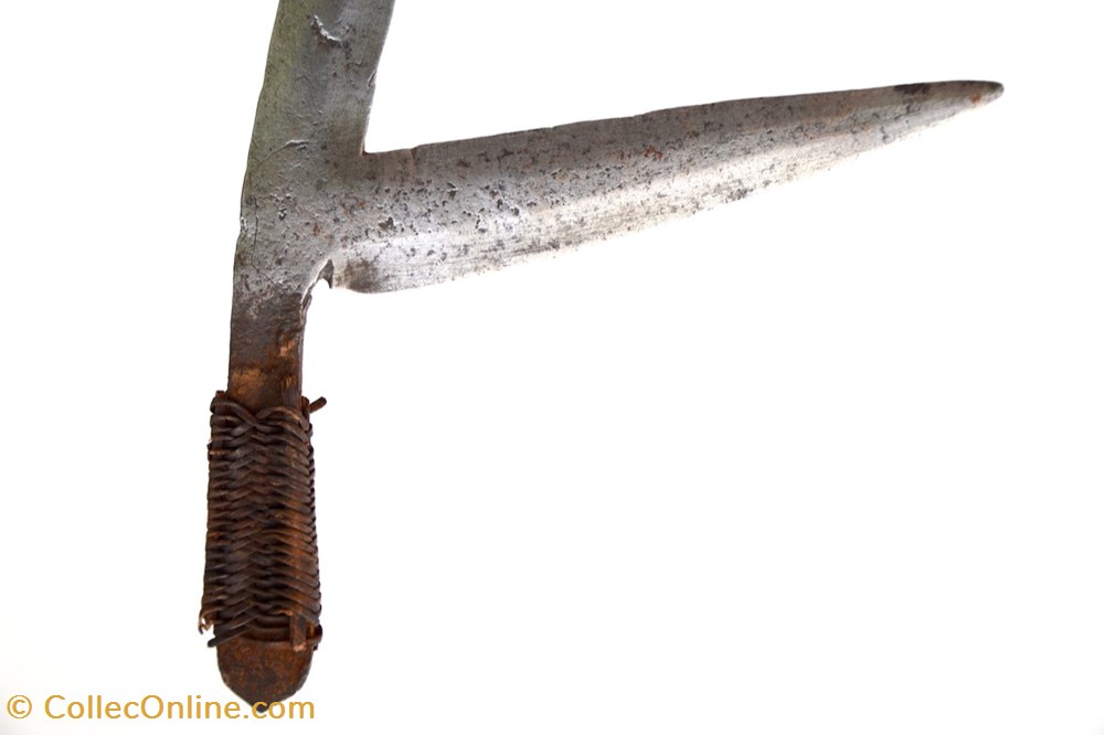 Banda 006 5 art antiquites africain armes banda 006