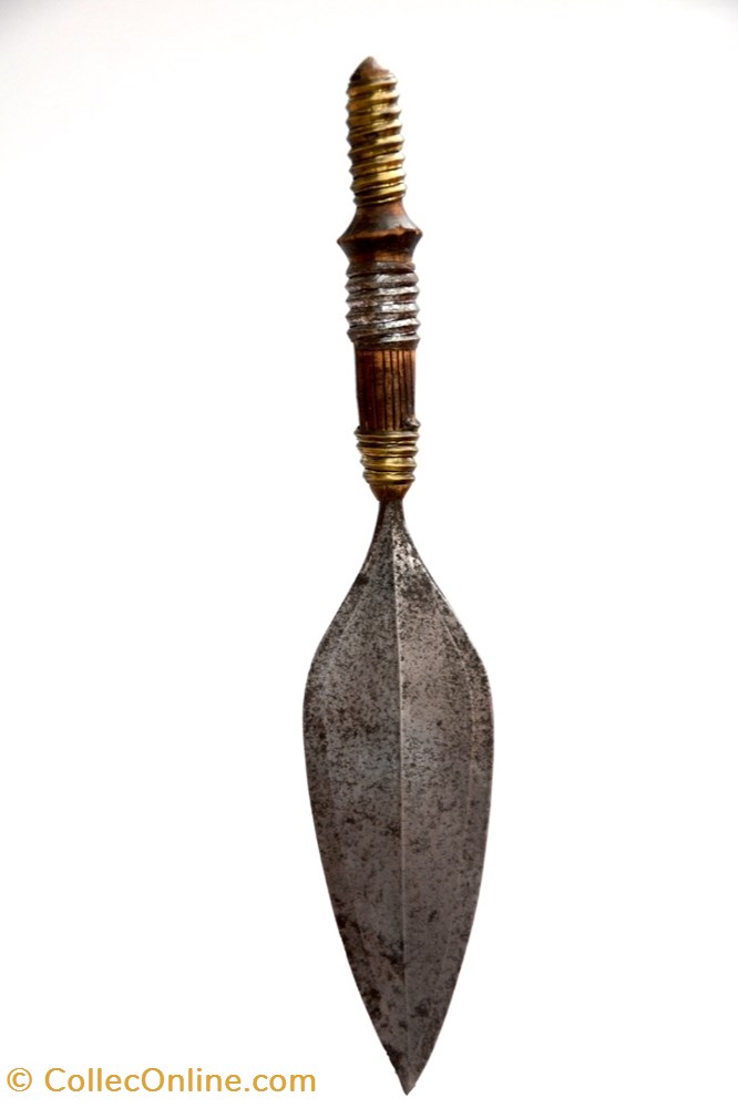 Mbéte-Obamba 001 art antiquite africain arme mbete obamba 001
