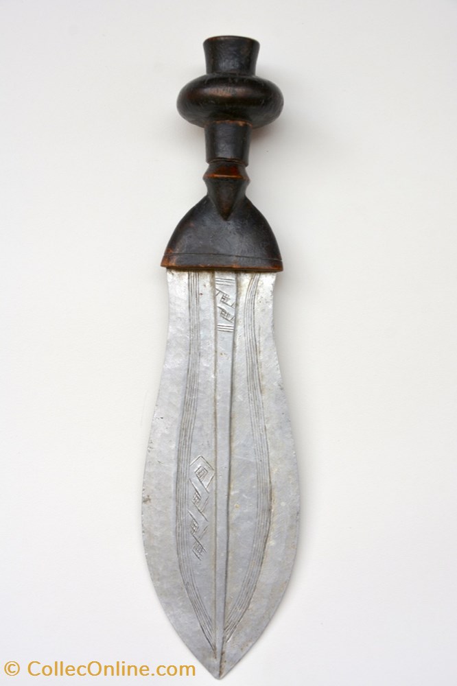 Ikulbapyaang 006 art antiquite africain arme ikulbapyaang 006