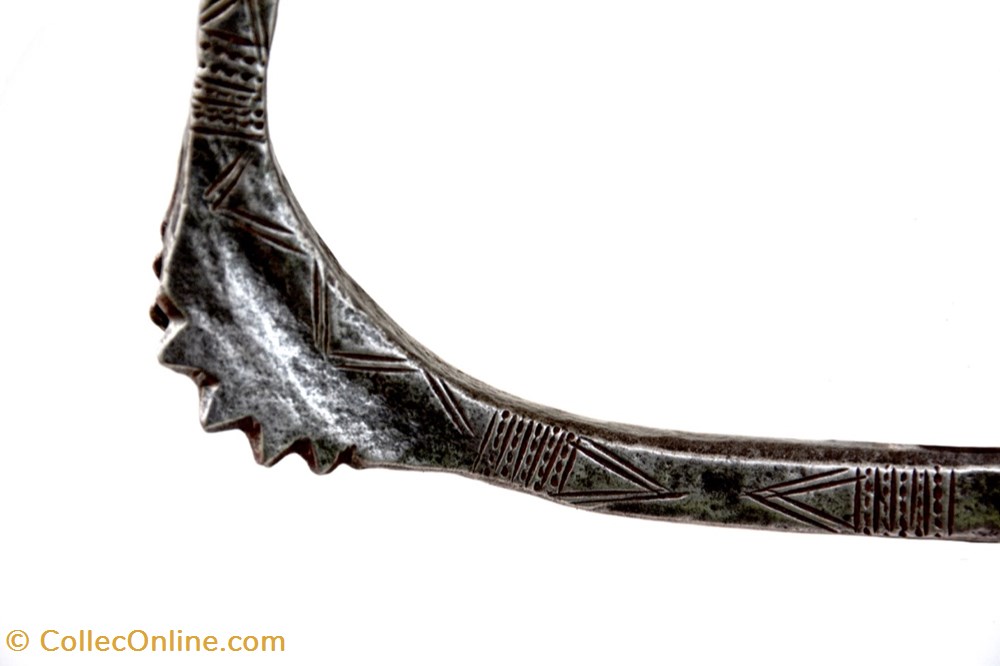 Dadiya 004 4 art antiquite africain arme dadiya 004