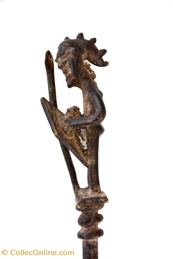 Pique Dogon 002 4 art antiquite africain bronze pique dogon 002
