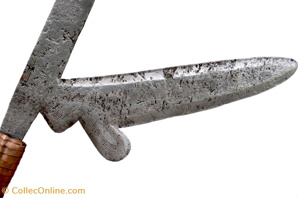 art antiquites africain armes zande vungara 001