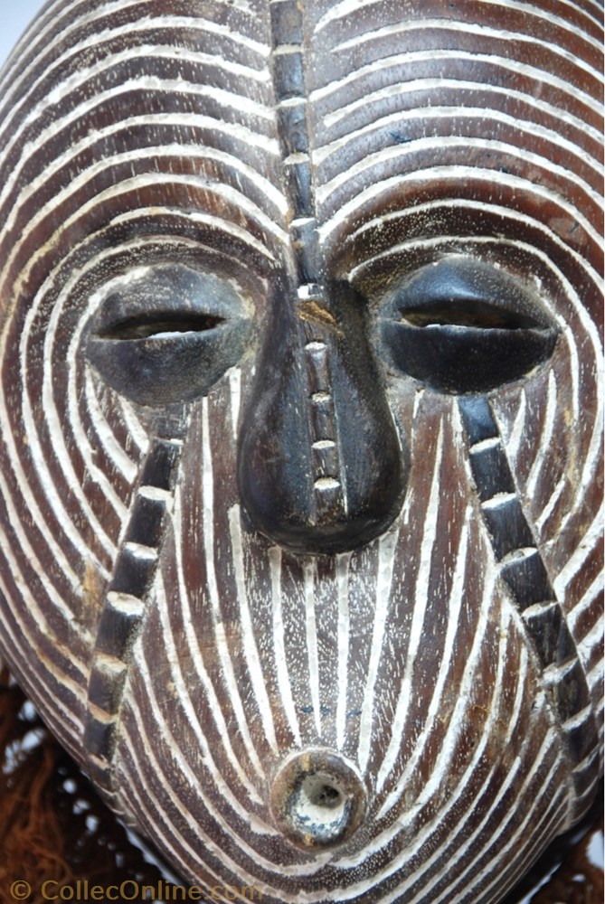 Songyé-Luba 001 3 art antiquite africain masque songye luba 001