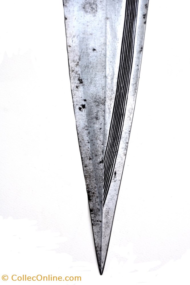 Boa Azandé 001 2 art antiquites africain armes boa azande 001