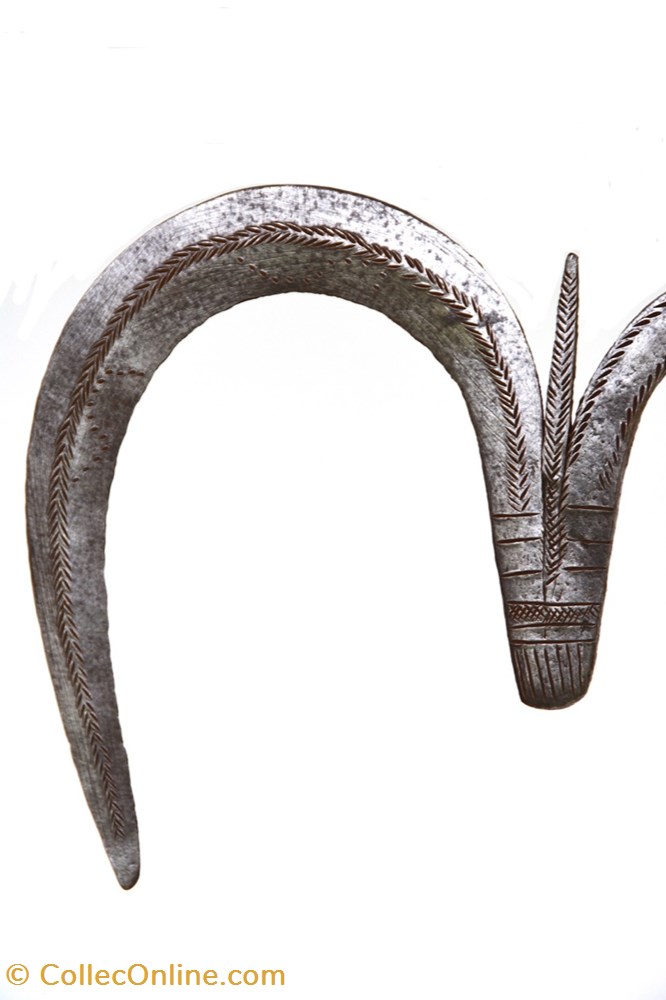 Matakam 002 2 art antiquites africain armes matakam 002