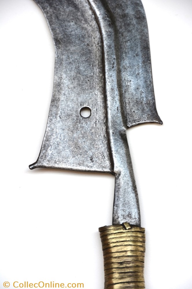art antiquite africain arme mangbetu 002