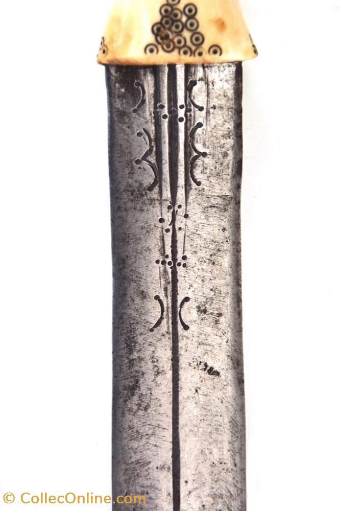 couteau Soudanais 001 3 art antiquites africain armes couteau soudanais 001