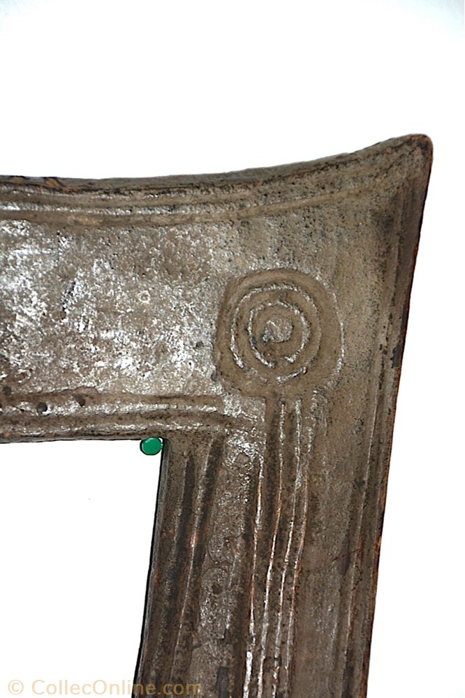 Ndengése 001 3 art antiquite africain arme ndengese 001