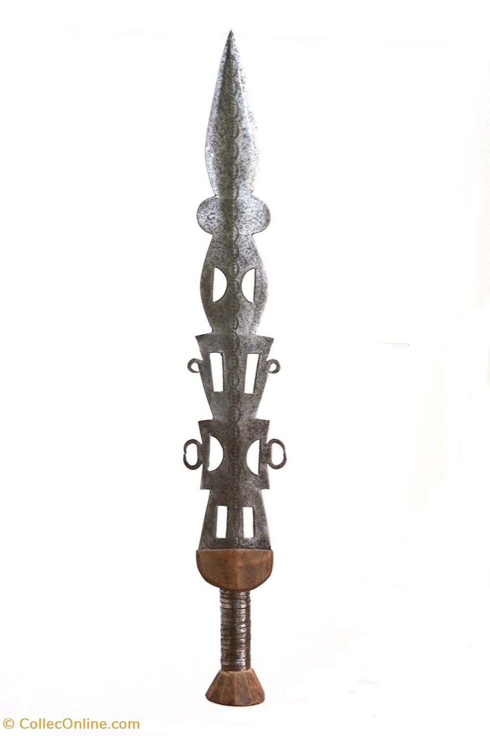 Ekonda C 006 art antiquites africain armes ekonda c 006