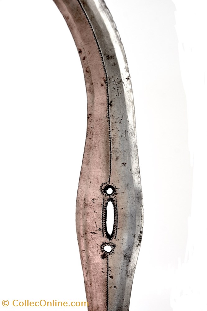 Yakoma Ngondi 004 3 art antiquite africain arme yakoma ngondi 004
