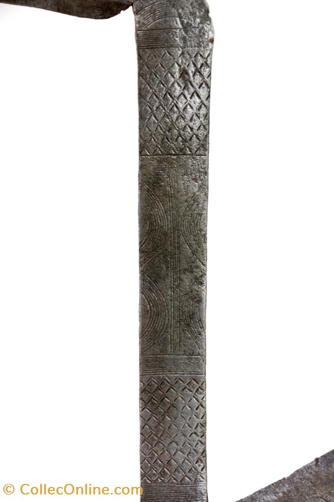 Zandé-Vungara 003 2 art antiquites africain armes zande vungara 003