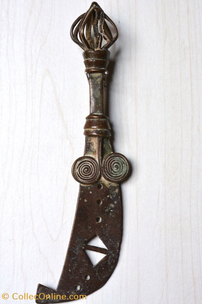 Poids armes Épée 010 art antiquites africain bronzes poids armes epee 010