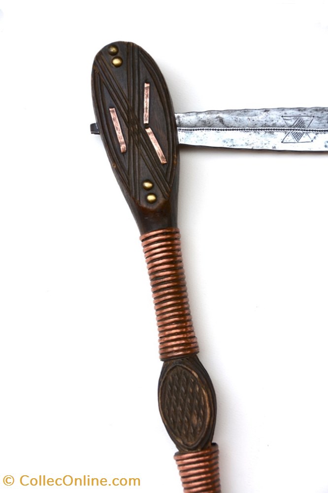 art antiquite africain arme yakoma 002