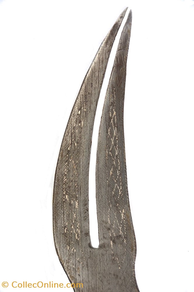 Syrie poignard double pointe 001 5 art antiquites asiatique syrie poignard double pointe 001