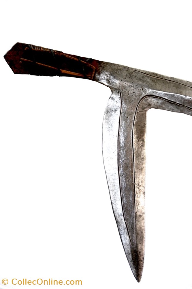 art antiquites africain armes banda mbugbu ouest 004