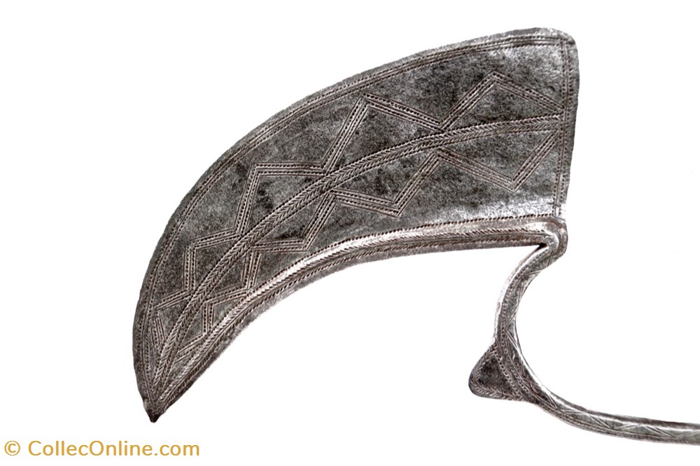 Dadiya 003 2 art antiquite africain arme dadiya 003