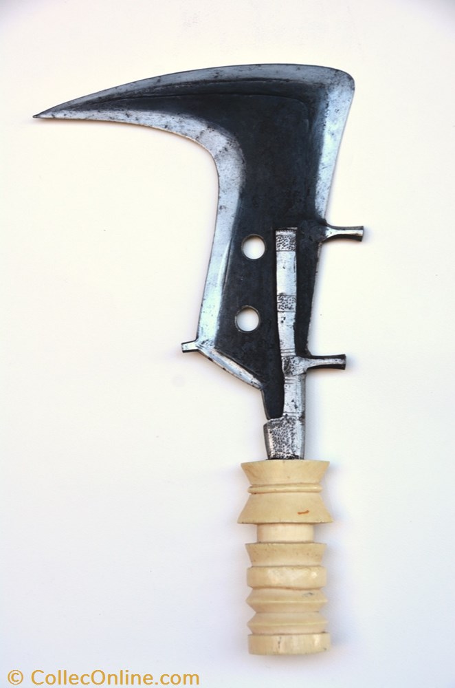 art antiquite africain arme mangbetu ivoire 004