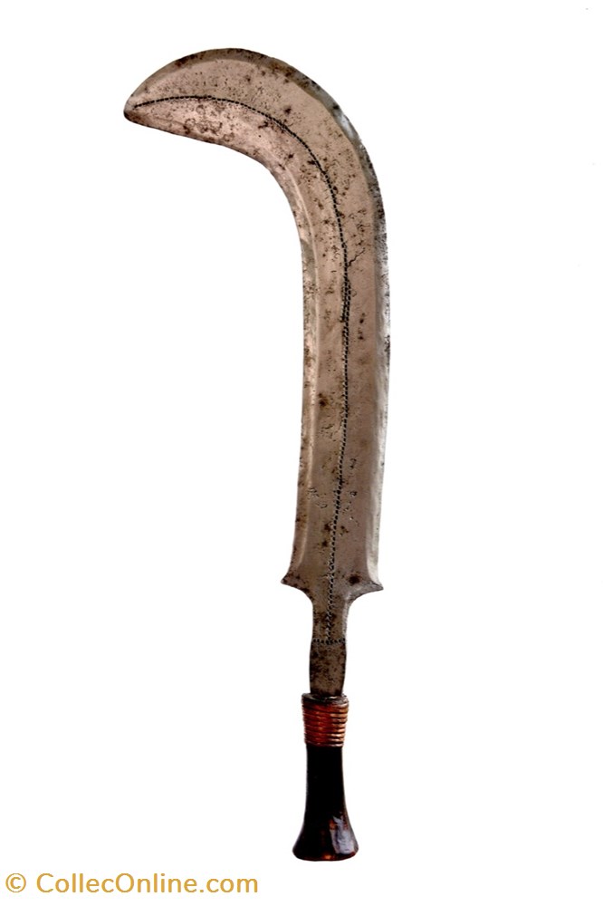 Yakoma Ngondi 009 art antiquite africain arme yakoma ngondi 009