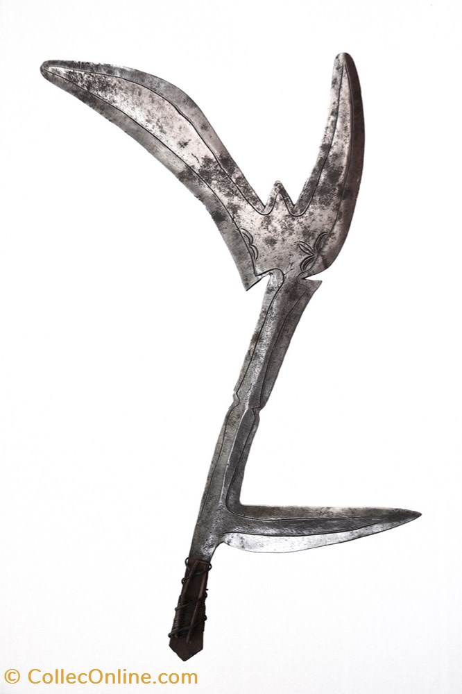 art antiquites africain armes banda mbugbu ouest 004