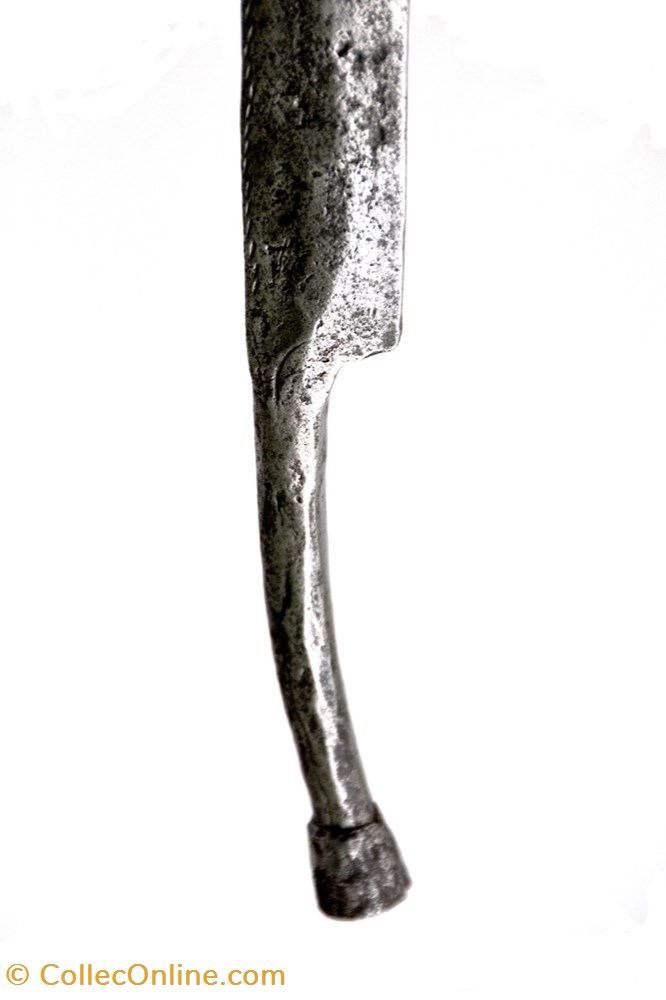 art antiquites africain armes ganda 002