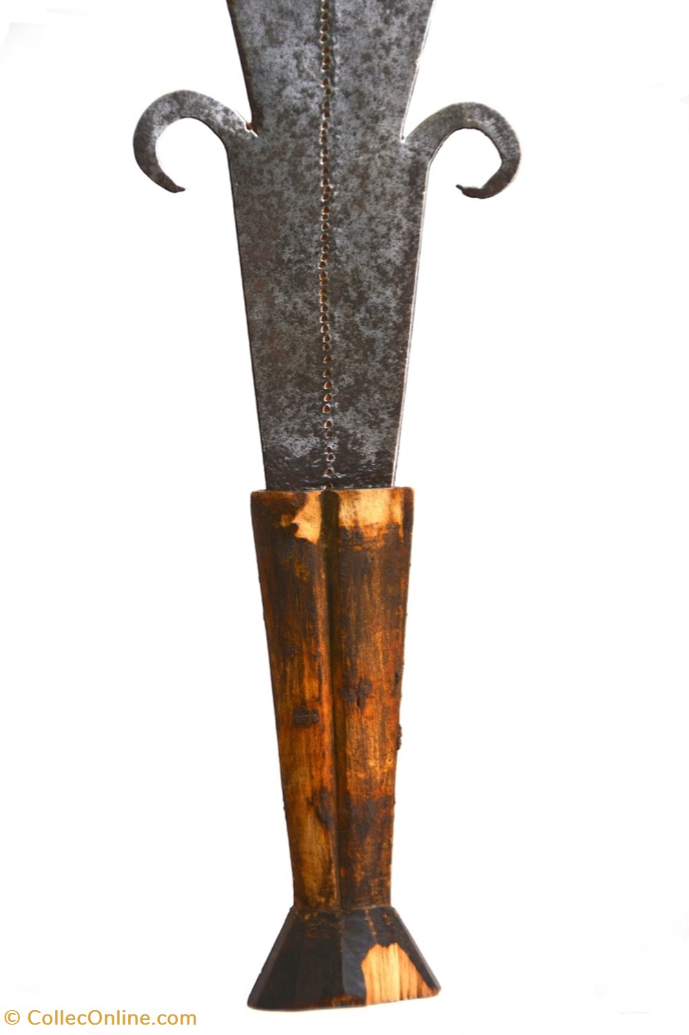 Ekonda C 005 5 art antiquites africain armes ekonda c 005