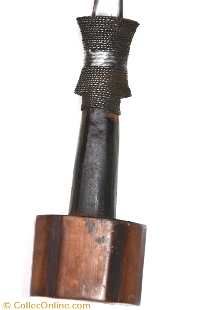 Mangbetu* 006 5 art antiquite africain arme mangbetu 006