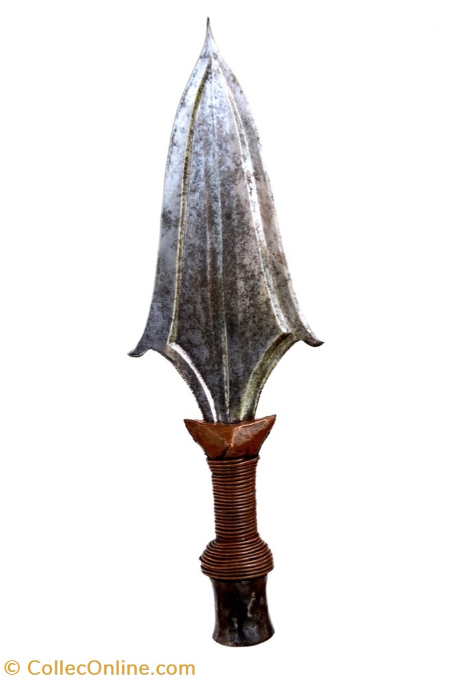 art antiquite africain arme hamba 001