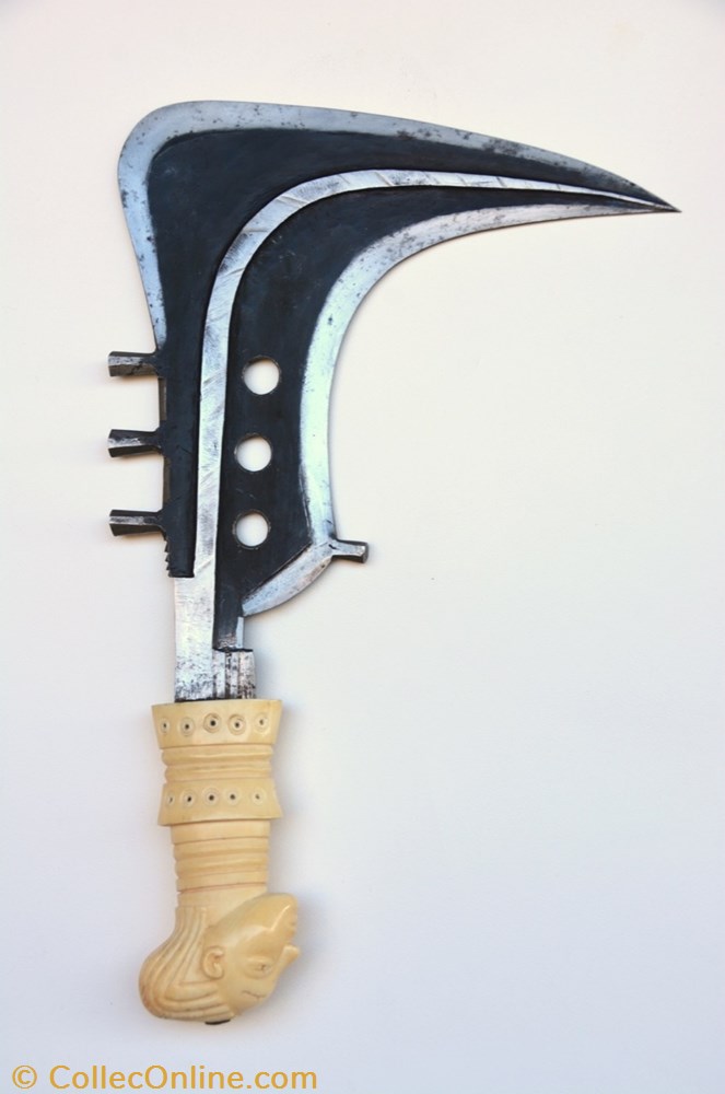 art antiquite africain arme mangbetu ivoire 002