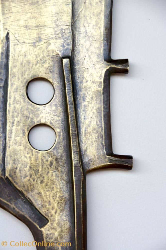 Mangbetu Ivoire** C-L 001 4 art antiquite africain arme mangbetu ivoire c l 001