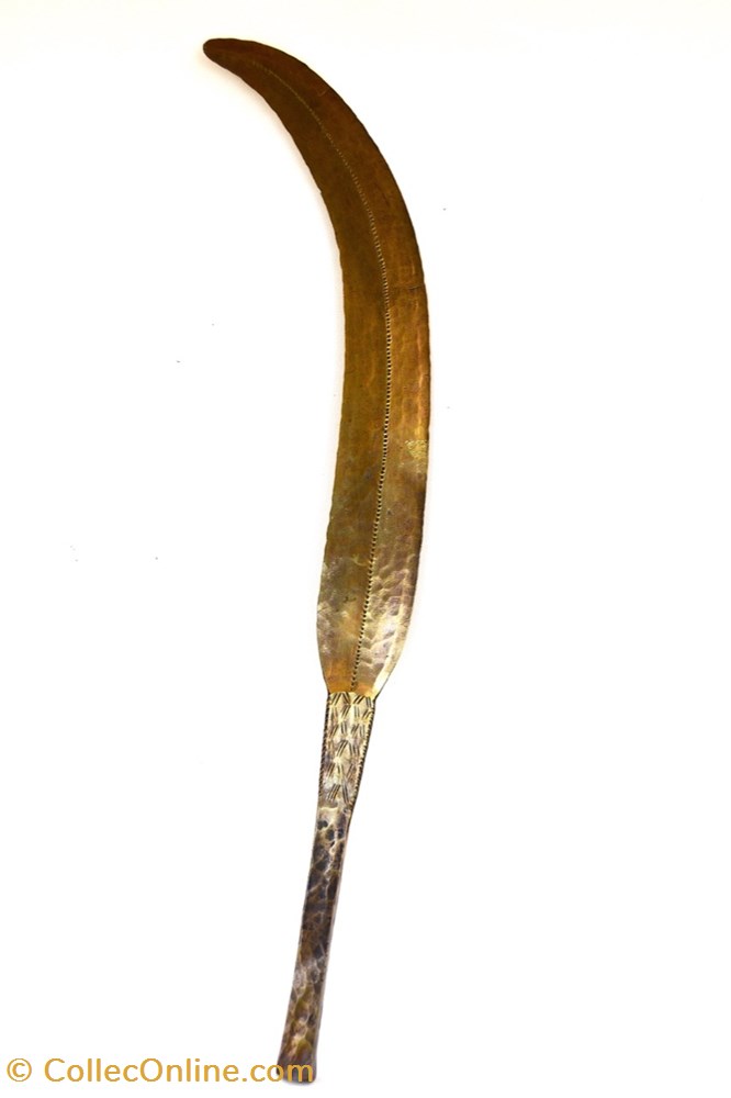 Yakoma 001 art antiquite africain arme yakoma 001