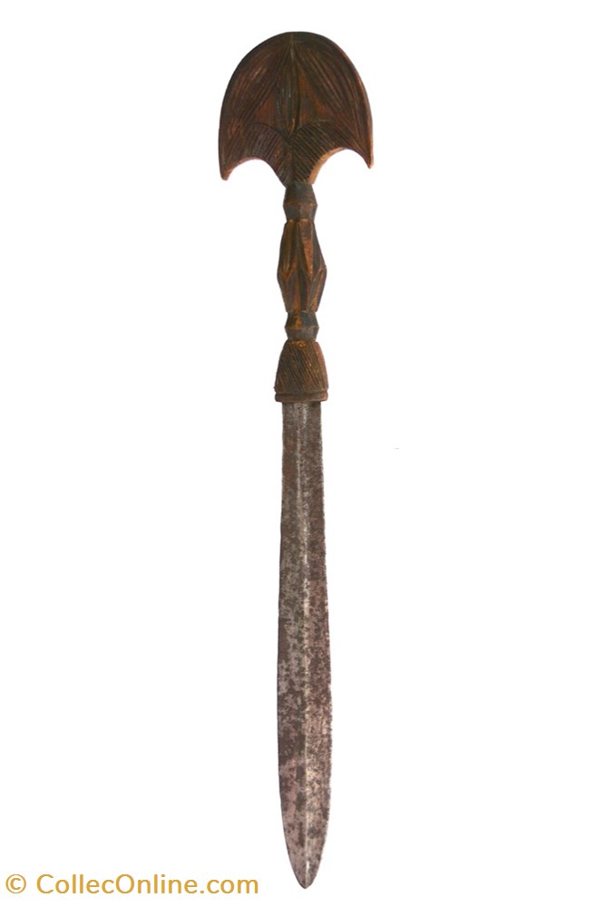 Bamiléké 001 art antiquites africain armes bamileke 001