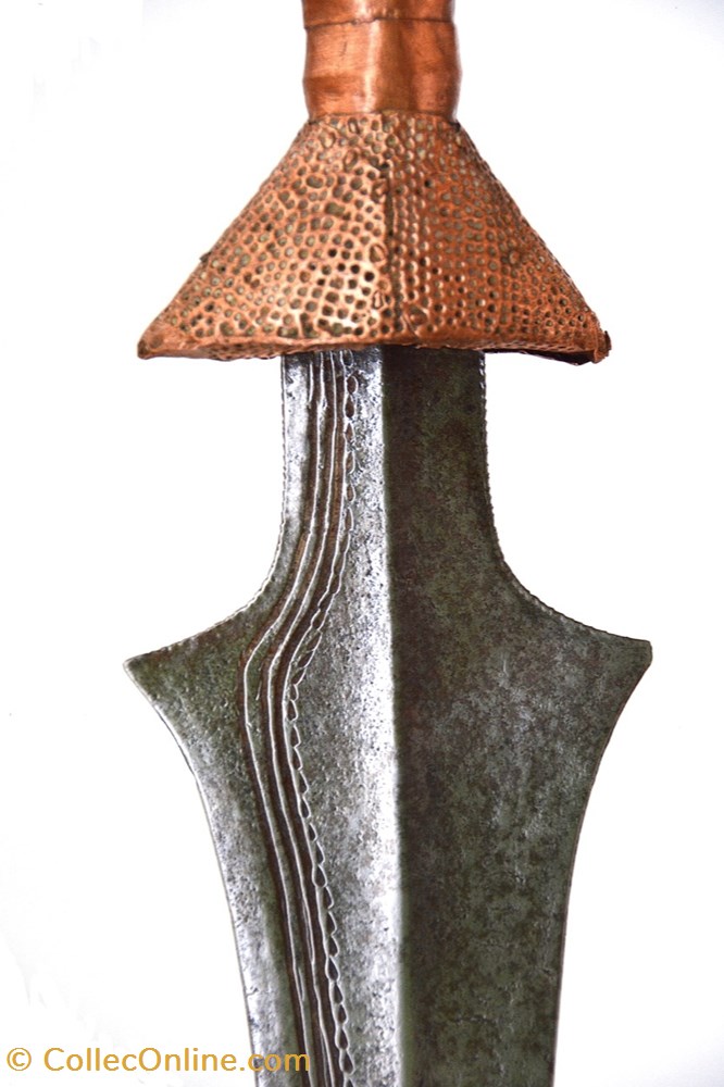 art antiquite africain arme tetela 001