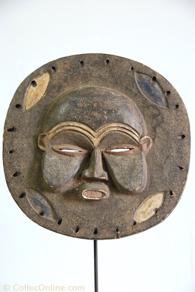 Suku 002 art antiquite africain masque suku 002