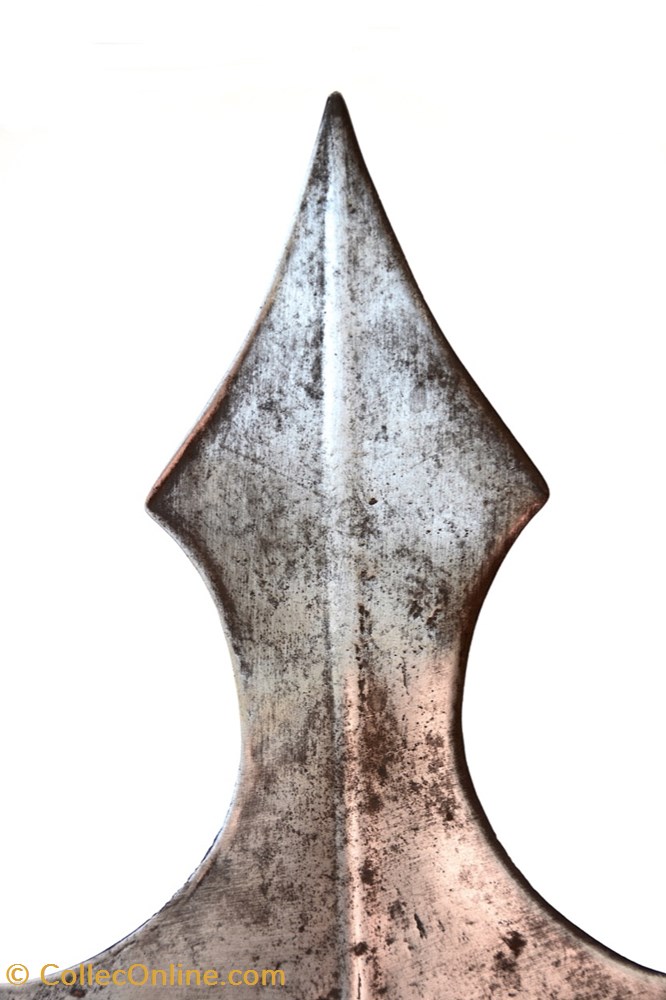 art antiquite africain arme nkutshu 001