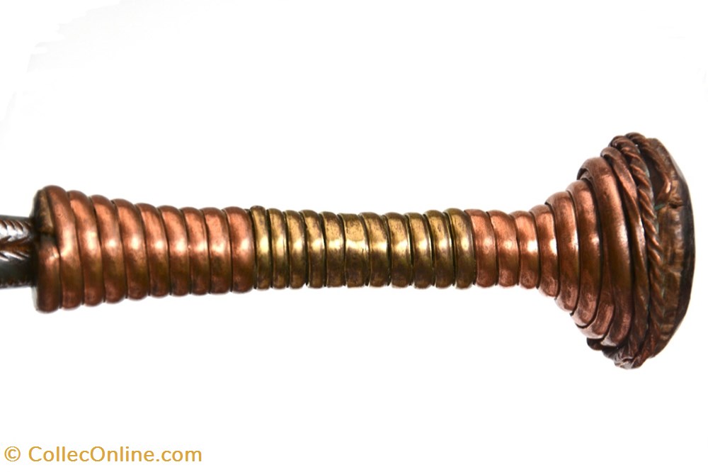 Yakoma Basakpwa 005 5 art antiquite africain arme yakoma basakpwa 005