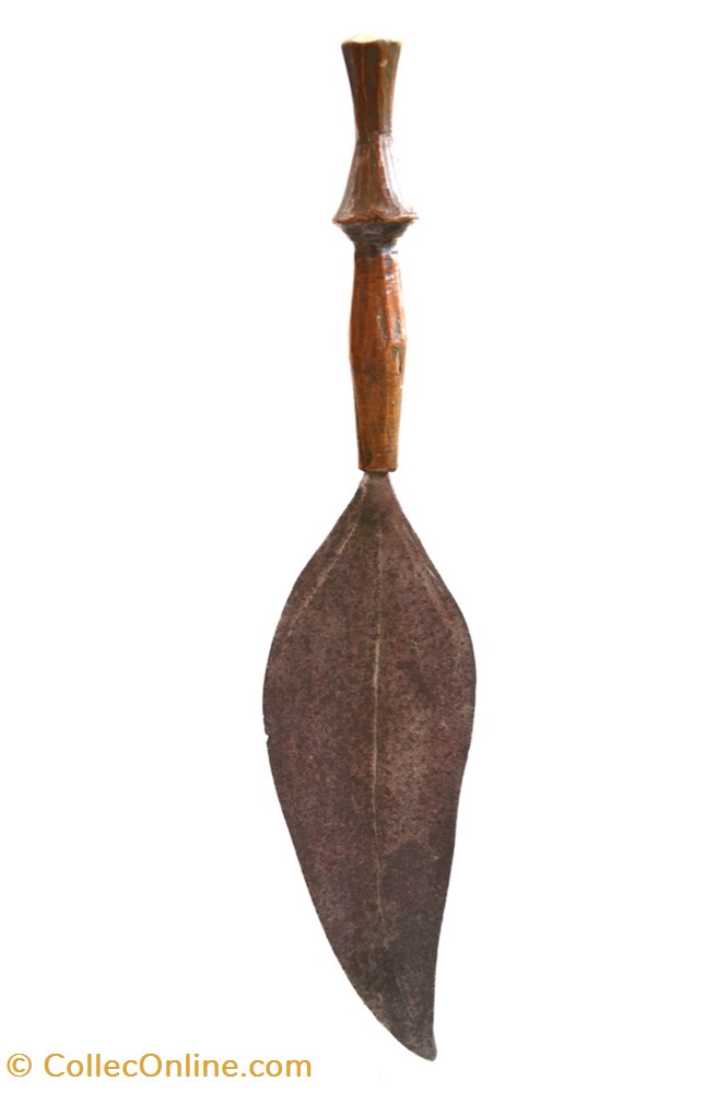 Fang-Kota 001 art antiquite africain arme fang kota 001