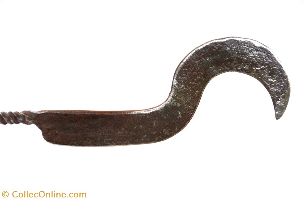 Tutsi 001 4 art antiquite africain arme tutsi 001