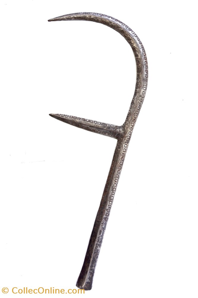art antiquites africain armes marghi 001