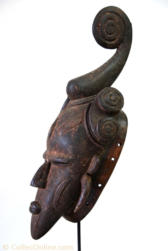 Ligbi 003 2 art antiquite africain masque ligbi 003