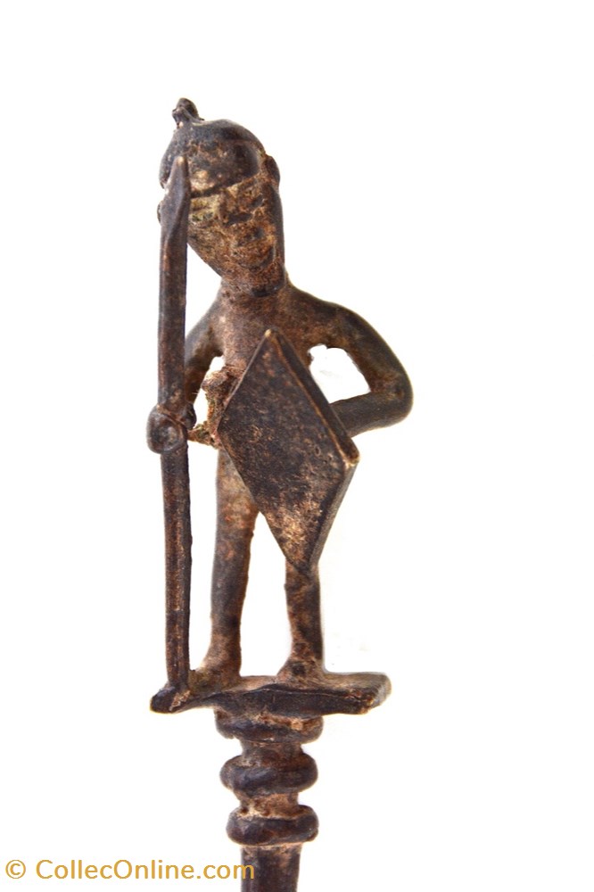 Pique Dogon 002 2 art antiquite africain bronze pique dogon 002