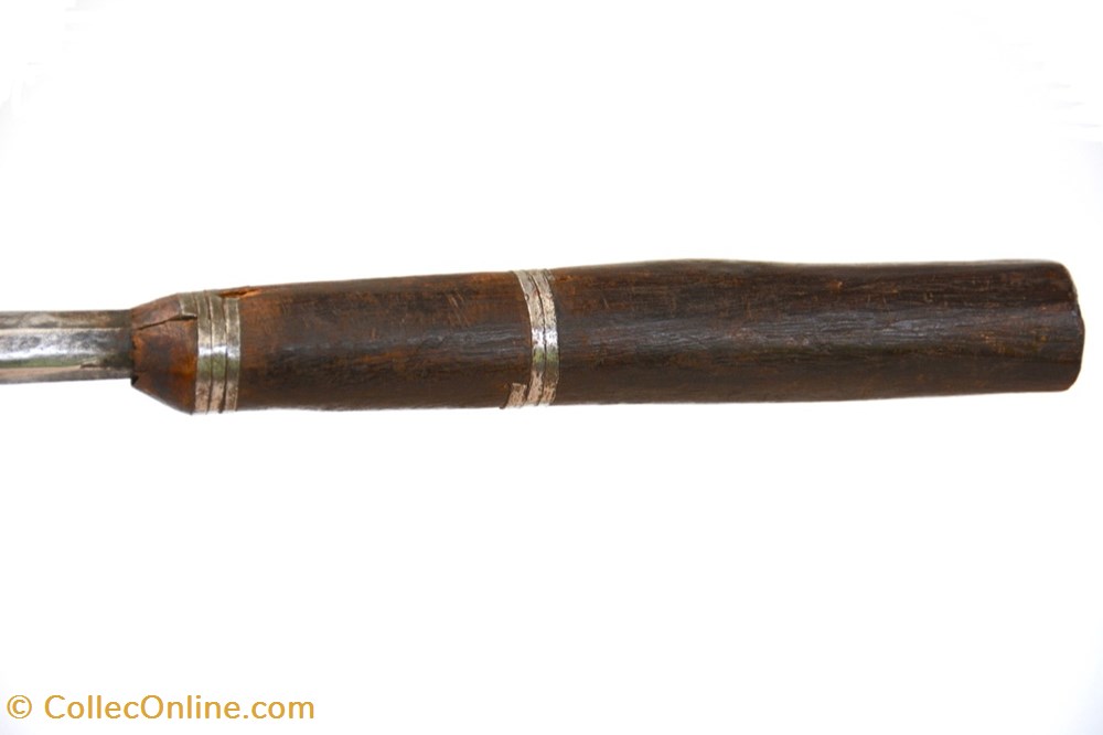 art antiquite africain arme tutsi 003