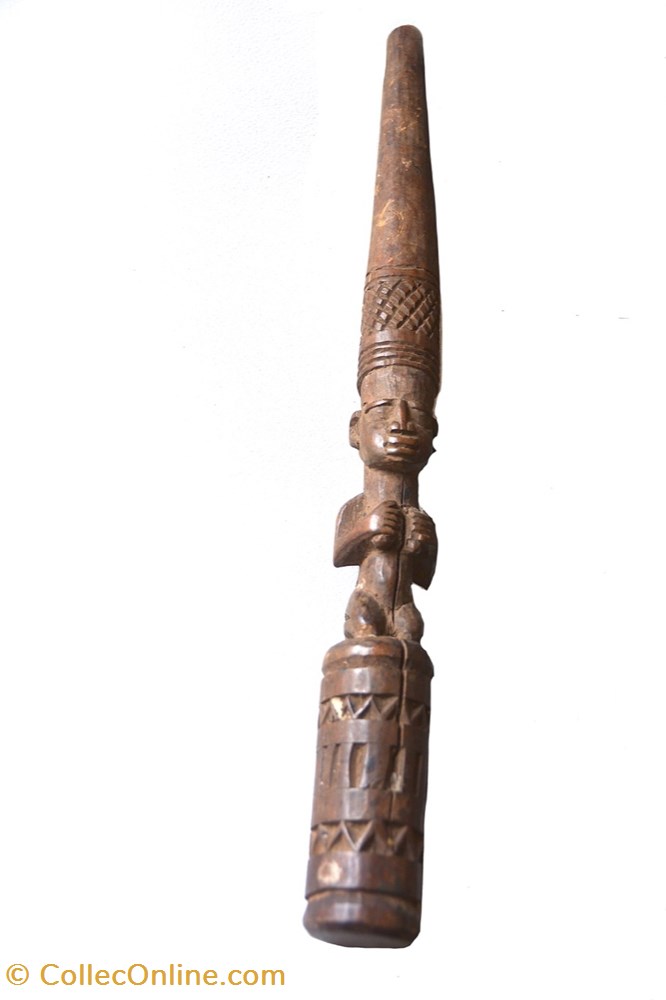 art antiquites africain plateau a divination yorouba 001 sold