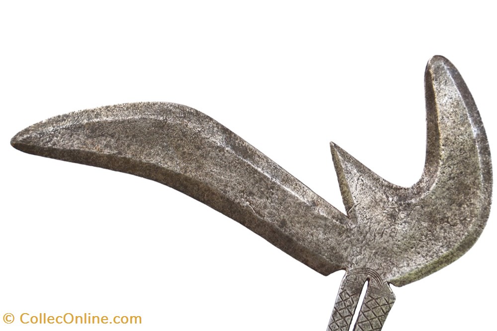 Zandé-Vungara 002 3 art antiquites africain armes zande vungara 002
