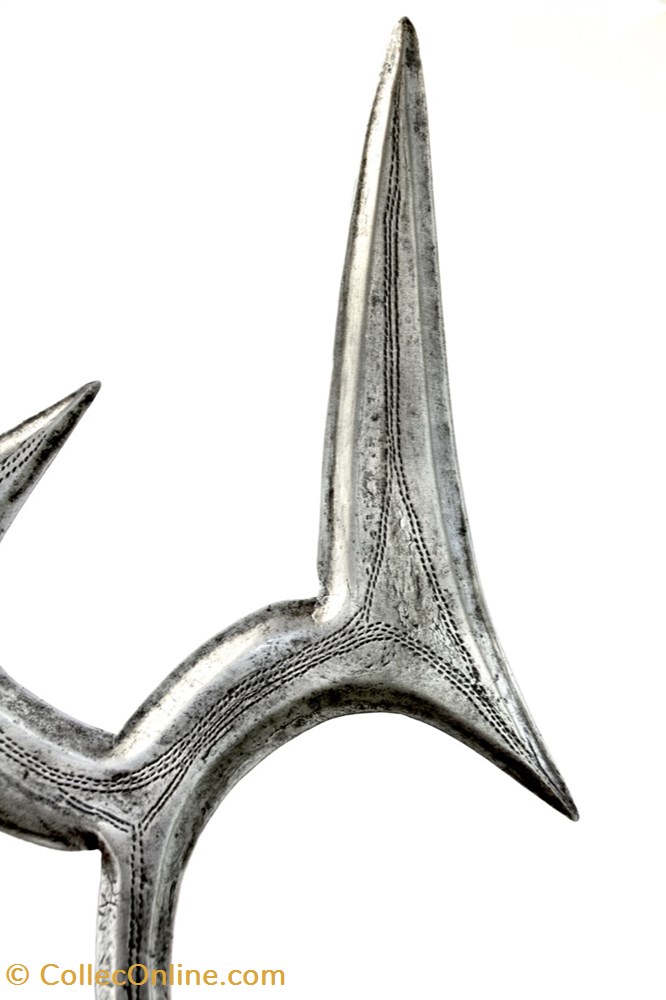 art antiquites africain armes manza 001
