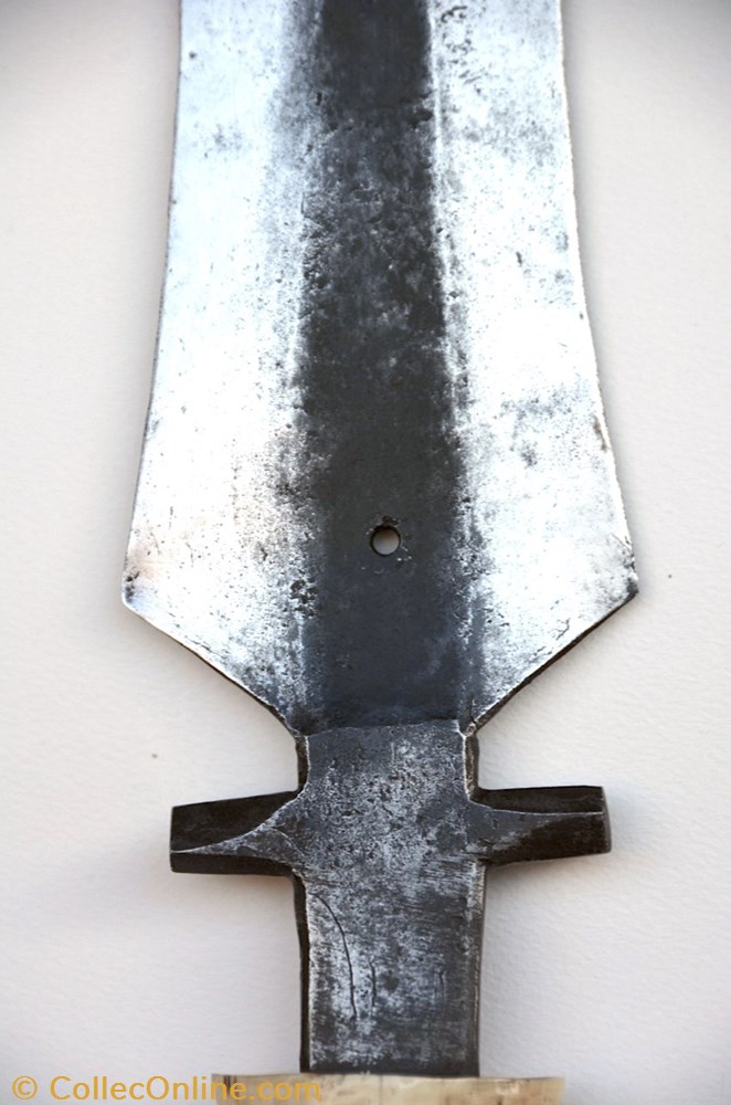 art antiquites africain armes budu ivoire 005
