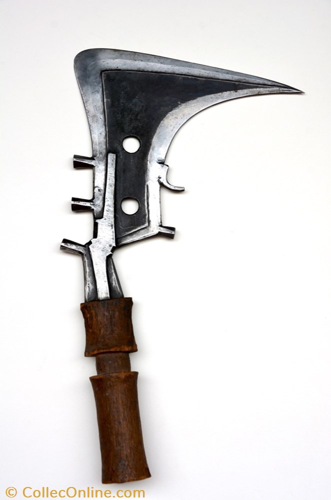 Mangbetu** D 001 2 art antiquite africain arme mangbetu d 001