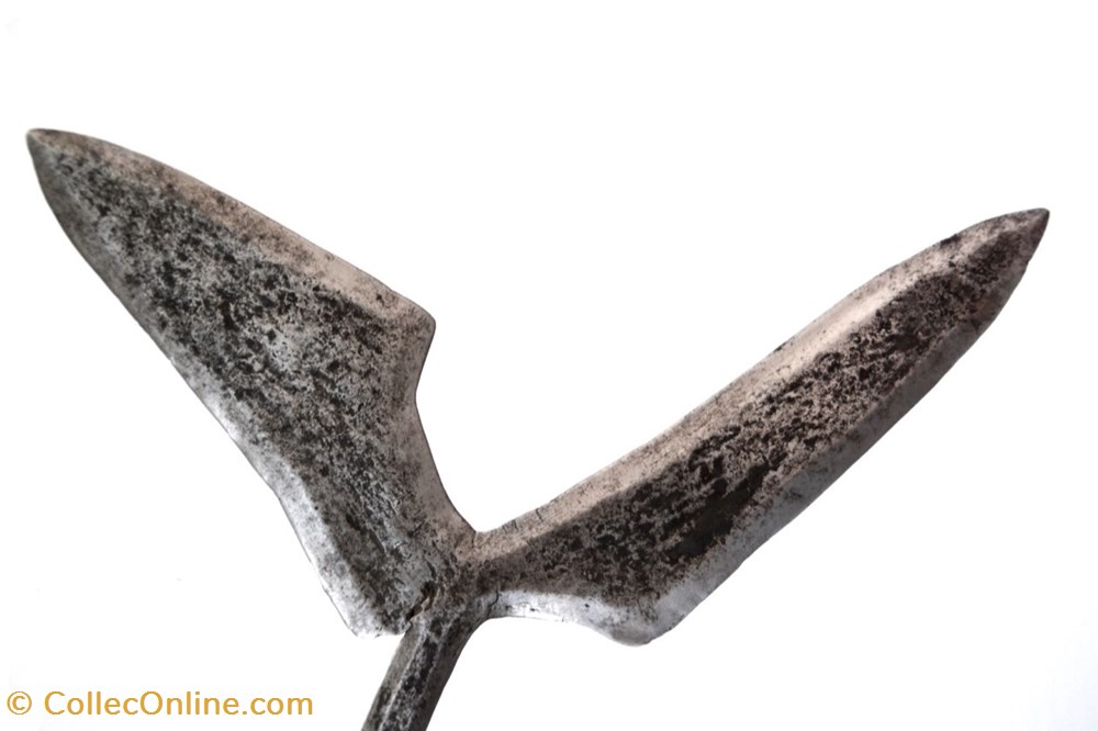 Yangéré-Kaka 002 2 art antiquites africain armes yangere kaka 002