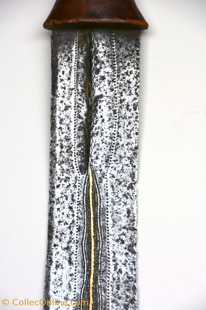 Songyé 004 4 art antiquites africain armes songye 004
