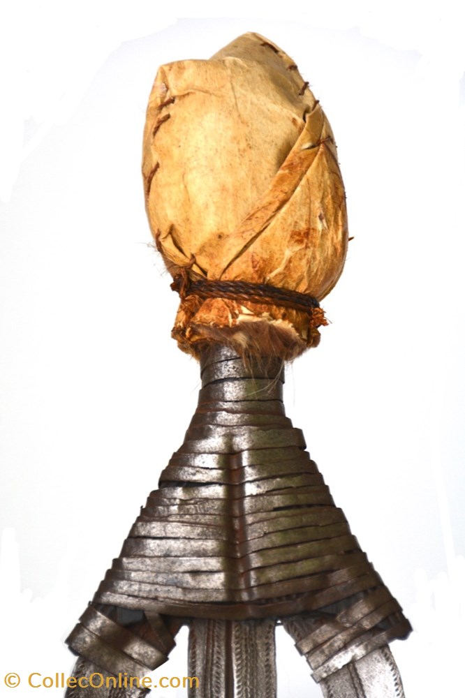 Ngombé Doko 001 5 art antiquites africain armes ngombe doko 001