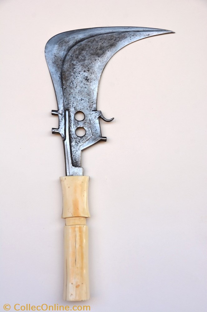 art antiquite africain arme mangbetu ivoire 006